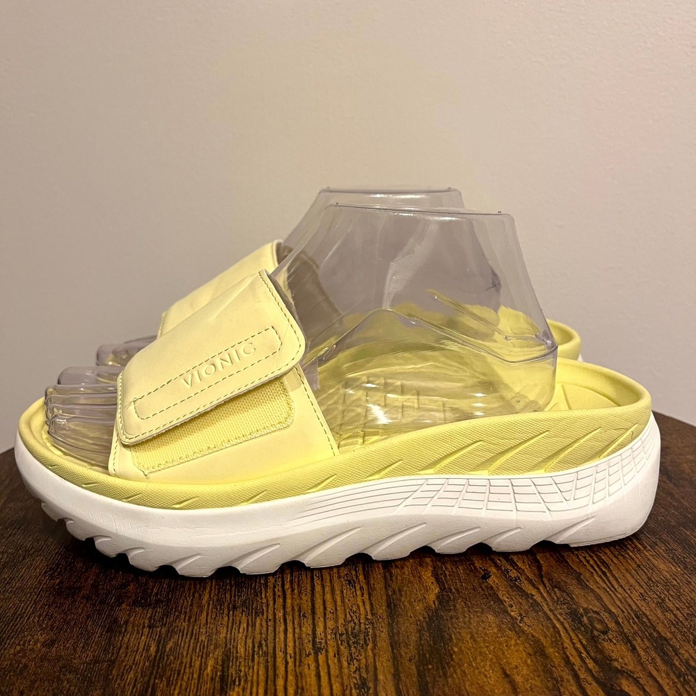 Vionic Sandals Rejuvenate Slides Yellow Adjustable Strap Recovery Womens 8